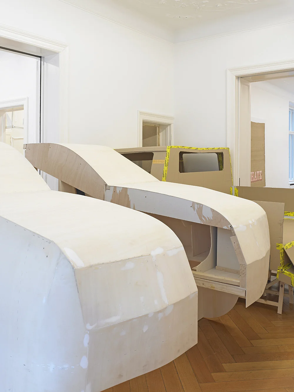 GRANDVILLE AND THE DECISION AT GRANDVILLE — Cosima von Bonin — Exhibitions — Galerie Buchholz — Image 00