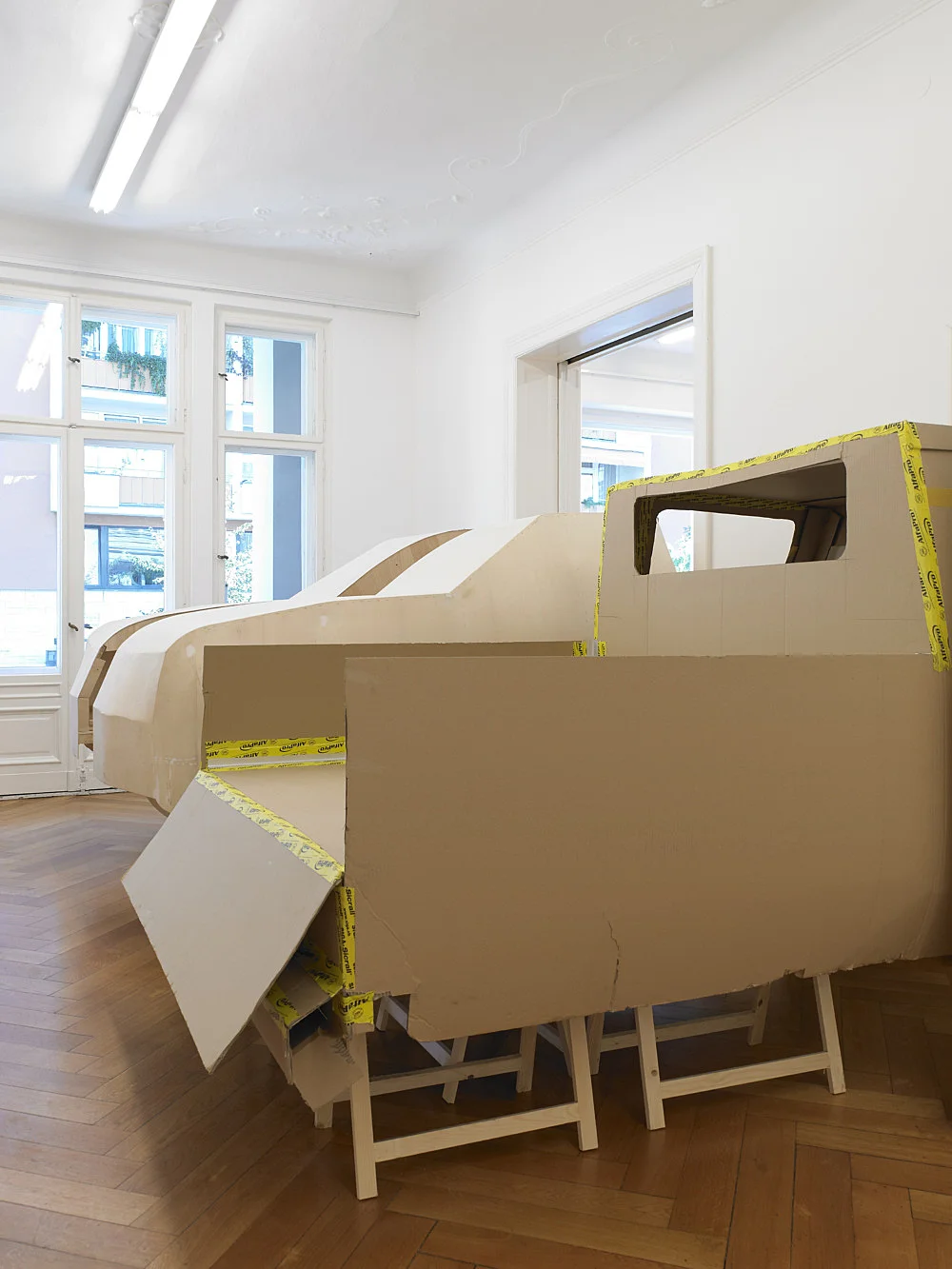 GRANDVILLE AND THE DECISION AT GRANDVILLE — Cosima von Bonin — Exhibitions — Galerie Buchholz — Image 00