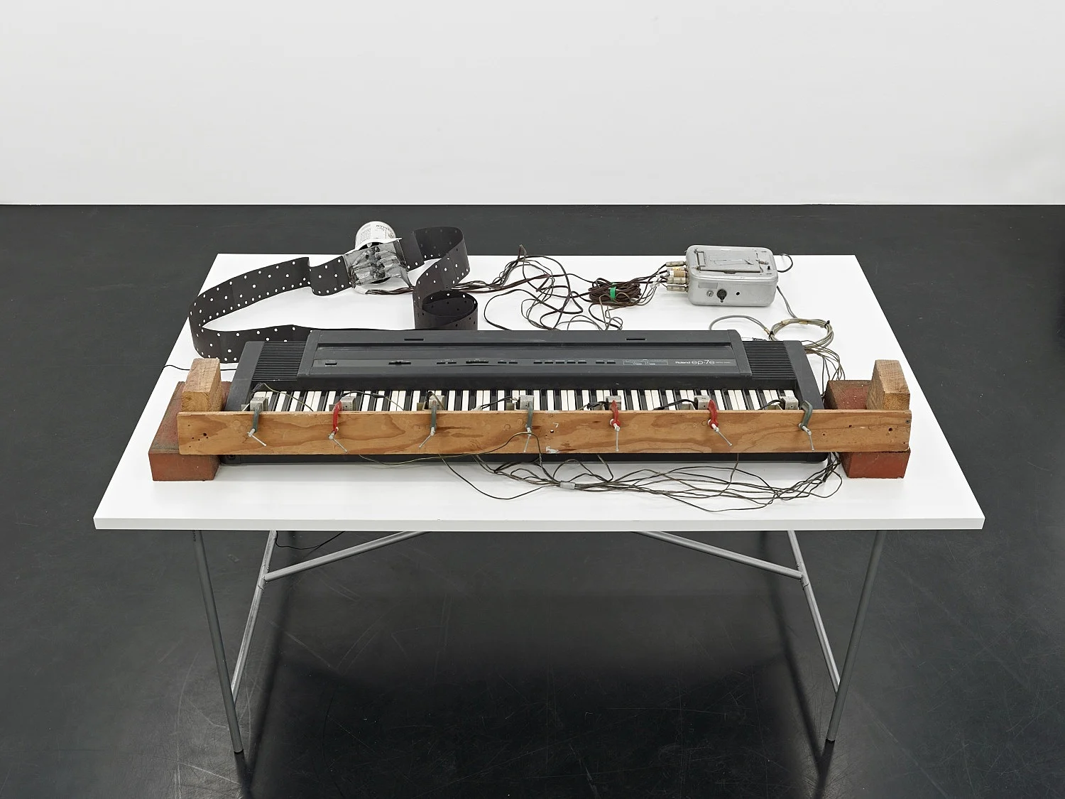 Invented Acoustical Tools Instruments 19662012 — Tony Conrad — Exhibitions — Galerie Buchholz — Image 58