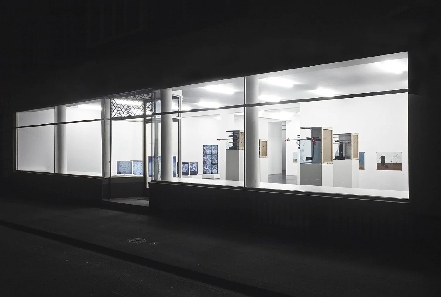 Deep Sea Vaudeo — Simon Denny — Exhibitions — Galerie Buchholz — Image 04