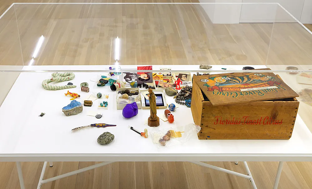 afterlife — Julie Ault — Exhibitions — Galerie Buchholz — Image 00