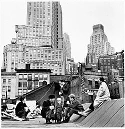 Douglas Crimp Before Pictures New York City 1967-1977 — Alvin Baltrop, Daniel Buren, The Cockettes, Joseph Cornell, Walker Evans, Jack Goldstein, Guy Hocquenghem, Peter... — Exhibitions — Galerie Buchholz — Image 147