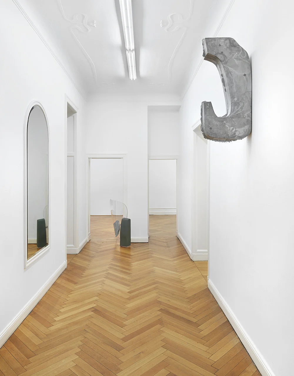Vitrine Rafraîchirée — Nairy Baghramian — Exhibitions — Galerie Buchholz — Image 04