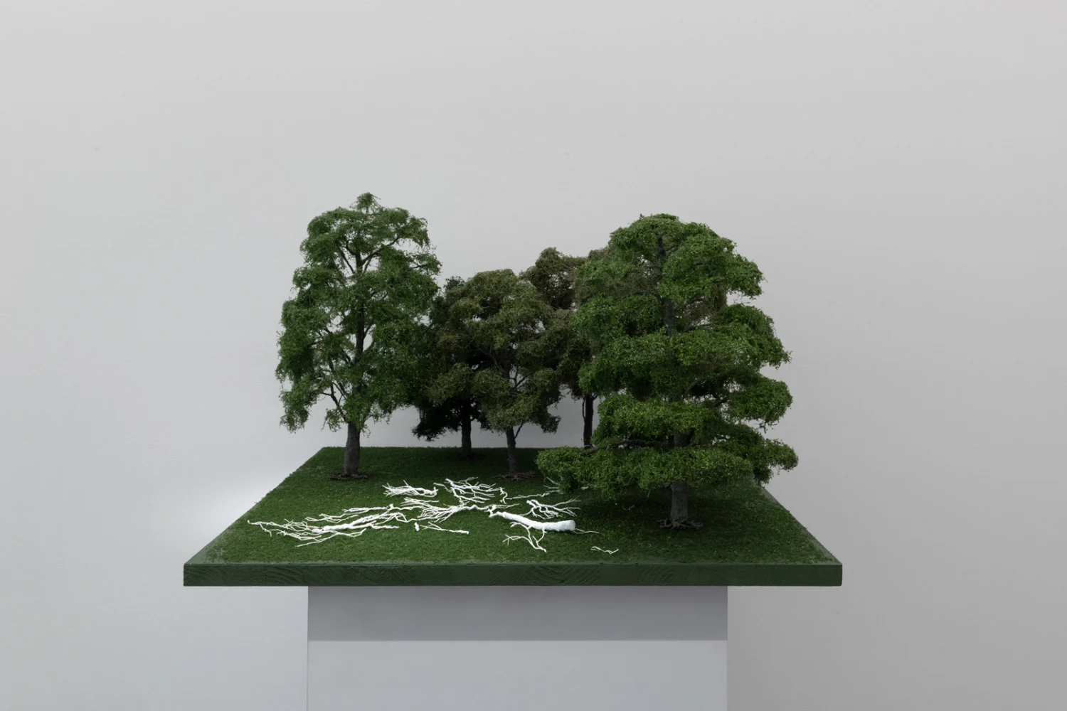 Projects for Outside ISA USA — Isa Genzken — Exhibitions — Galerie Buchholz — Image 105